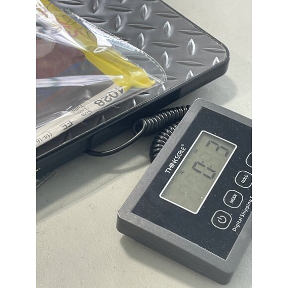 McCalls 4028 Elizabethan Costume Sewing Pattern EE Sizes 14-20 Historical UNCUT - Picture 6 of 6